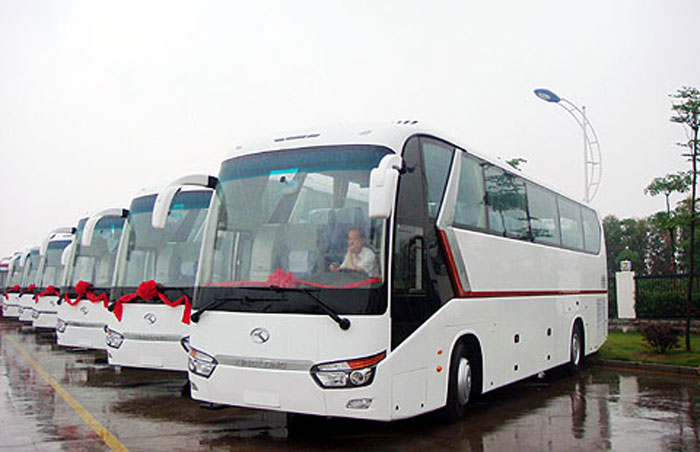 大巴車(chē)金龍大巴圖片7