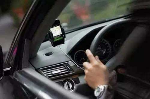 成都租車公司從事“專車”營運是否有利可圖？